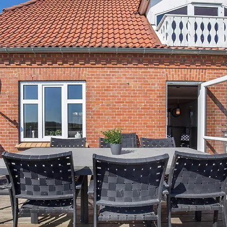 Semesterbostad 5 Star Holiday Home In Fur