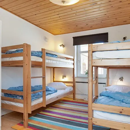 14 Person In Fur-by Traum * Fur