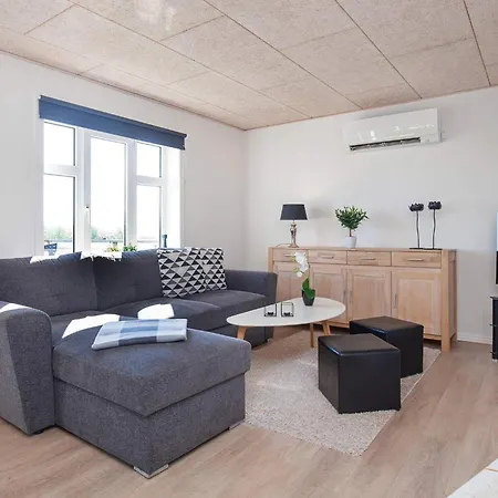 Feriehus 14 Person In Fur-by Traum