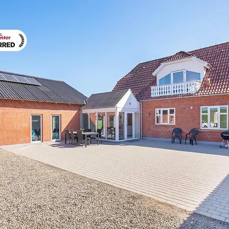 Feriehus 14 Person In Fur-by Traum