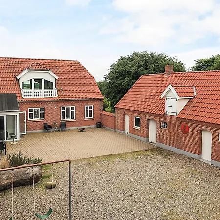 5 Star In Holiday home