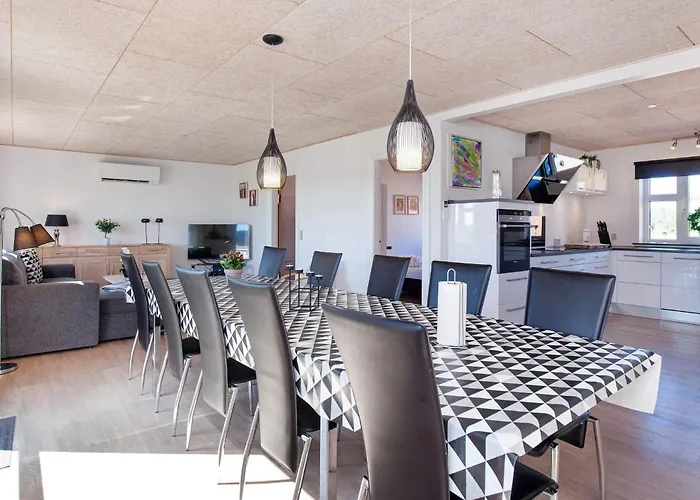 14 Person In Fur-by Traum Casa de Férias *