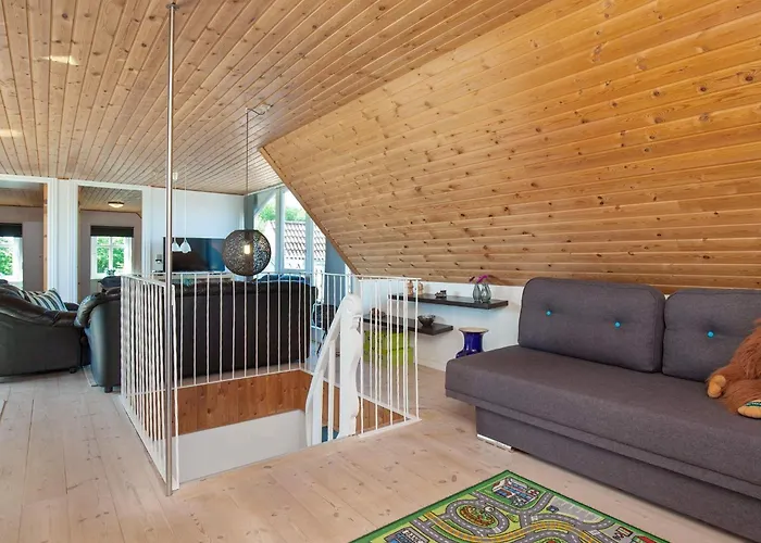 14 Person In Fur-by Traum Casa de Férias